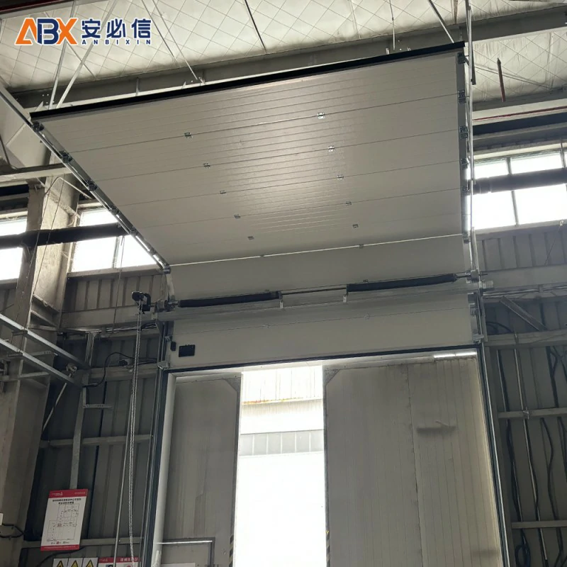 运城市铝板滑升门